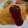 金沢市小橋町にある昔ながらの定食屋さん、いなばやでオムライスと玉子あんかけうどん。心も身体もほっこりポカポカ。