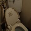 トイレ　水がとまらない　修理　タンク内で部品が引っかかっていた