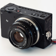 超コンパクト単焦点レンズ TTArtisan 50mm F2 レビュー【PR