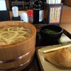 釜揚げうどん、いなり、塩にぎり