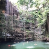 メキシコ 聖なる場所セノーテ  「セノーテ・イキルCenote Ik Kil」、ホテル・レストランが併設... 期待はずれ...