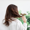 夏もロングヘアを楽しみたい人に！お風呂上がりの汗が止まらないときの汗対策