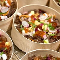 鹿猿狐ビルヂングですき焼き重 共働き夫婦のご飯日記 鹿猿狐ビルヂングですき焼き重 共働き夫婦のご飯日記
