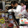 小学生の頃の図工の時間、絵の具の使い方を思い出してみて