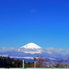 藁ぶき屋根の氷柱