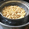 蒸し大豆作り、2種類一度に。購入した大豆の種類・注釈
