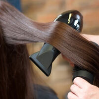 髪がゴワゴワ ギシギシする サラサラツヤツヤになるための方法7選 Matakuhair