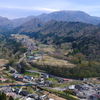 春の山寺の集落とED75牽引の「風っこ仙山線春風号」を撮る！