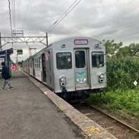 弘南鉄道大鰐線　7000系デハ7039-7040（7039編成）による「金魚ねぷた列車」運行・一部日程の夜間ライトアップ実施（～８月31日）。デハ7037にも金魚ねぷたが登場