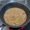 納豆カルボナーラはワンパンで作れる