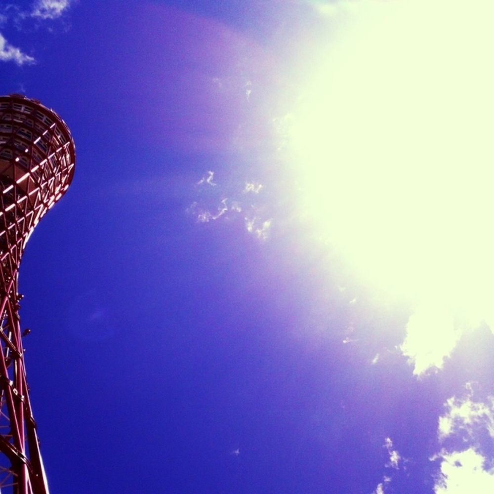 ポートタワー　夏