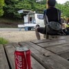 ［20160529 白石峠制覇ライド］登ったところには東屋と軽ワゴン車を改造した移動販売車がいました