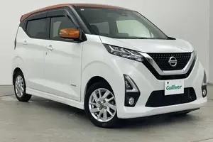マツダ「プレマシー」にカスタマイズモデル「Bright Stylish M'z Style