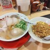 天下一品、大嵐の中😋