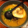 博多ラーメン平打麺とチャーシュー丼