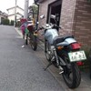 　バイクと哀れなオジサン