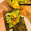 海苔やレタスで、手巻きサラダ
