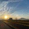 太陽と岩木山