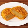 ローソンから「北海道産じゃがいもコロッケ コンソメWパンチ味」が新登場！濃厚な味わいのコンビニ新商品です