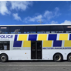 【NZ生活】パトカー(Police Car)と同じデザインのバスや電車を見かけます。その目的とは？