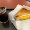 東京各地・ベローチェ、とろ〜りチーズ&ツナのトーストサンドでモーニング