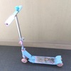 【口コミ】アナ雪のキックボード（マルカ社）を娘に買ってみた。