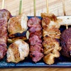 【駅近】新橋で焼き鳥・海鮮・馬刺しを満喫する大人の居酒屋｜地鶏焼き鳥と築地海鮮 和み屋 新橋本店 