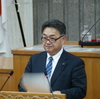 堂々のたのもしい初質問でした。－吉田栄作県議