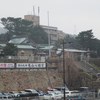 世界一のふぐの像がある亀山八幡宮