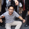 尖閣デモに暴徒乱入！　暴漢の写真付き
