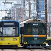 阪堺電気軌道 大小路電停(2013.1.4) モ１６４、モ７０８ 並び／モ１６４ 天王寺駅前行き