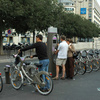 パリの自転車レンタル事業大はやりの事。