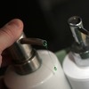 シャンプーや洗剤はボトル入りより詰め替え用が割高は本当？　ネット通販ではどうなの？