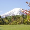 富士山の山肌に耕作の合図である「農鳥」の雪形が現れました。