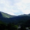 古光山でスリリングな山登りを楽しむ