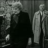 （フランス語警察用語）他にどうしようもなかった