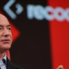 ジェフ・ベゾスがステージ上から指摘した ― アップル、グーグル、アマゾンが音声アシスタントで戦争状態になるだろう