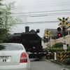 踏切で普通に汽車が来た・・（埼玉県秩父市）