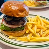 悲しい時ほど笑おう、押上でハンバーガーを