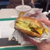 マクドナルドジェラシックパークバーガーズ食べ比べてわかったこと！！肉厚ビーフ&ガーリックオニオンビーフは間違いなく美味かった！！