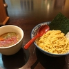 夜になるとなぜかラーメンが食べたくなるよね