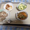 6/23湿度が高いし、気圧も低い！雨が降ったり止んだり！『喫茶VERANDA』も、2週間の休業！外に一歩も出られないので、「うぉー！」が貯まる！いっぱいいっぱいになった！家族も天牌してて、2人で近所のハンバーガー屋に出かけて行った！今のうちにYouTubeカラオケで唸らならければ！