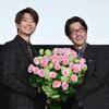 伊藤健太郎　阪本監督にバラの花束で感謝「どん底からすくい上げていただきました」