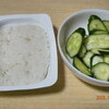 今日のランチ - きゅうりの浅漬け