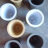 背の高い植木鉢