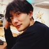 新婚の岡田将生、ほろ酔いセクシーショット