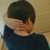 小学校低学年の首の痛み