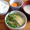 今日の食べ物　昼食に納豆