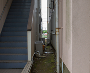 建物と建物の隙間