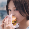 モスバーガーの新CMに山本彩さん新曲＆本人登場 モスバ